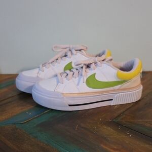 Nike Court Legacy Lift Women's Shoes